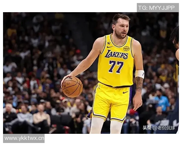 100-112!湖人被打回原形!詹姆斯沉默离场,但所有人都在讨论创造60年神迹的东契奇! 100-112!湖人被打回原形!詹姆斯沉默离场,但所有人都在讨论创造60年神迹的东契奇!